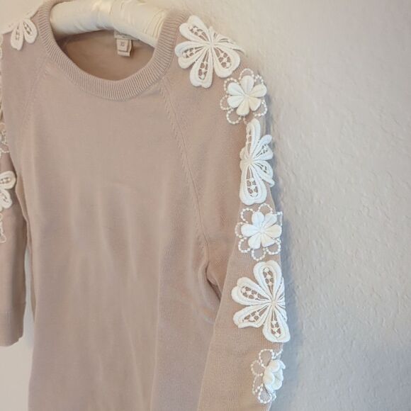J. Crew Lace Crochet Sleeve Flower Embellished Appliqué Sweater - Picture 4 of 8